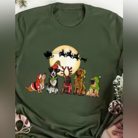 Tops - Festive Dog Christmas Graphic T-Shirt - Army Green